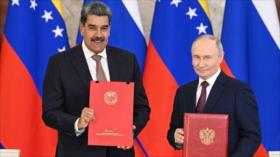Putin y Maduro firman un acuerdo de asociación estratégica por 10 años
