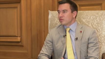 Noboa habla en París sobre las relaciones rotas de Ecuador con México