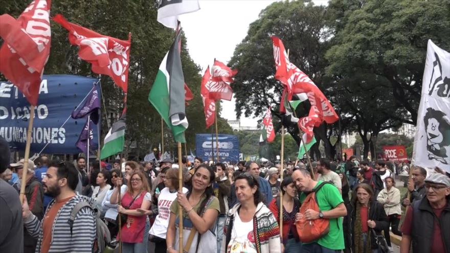Persiguen a políticos propalestinos en Argentina