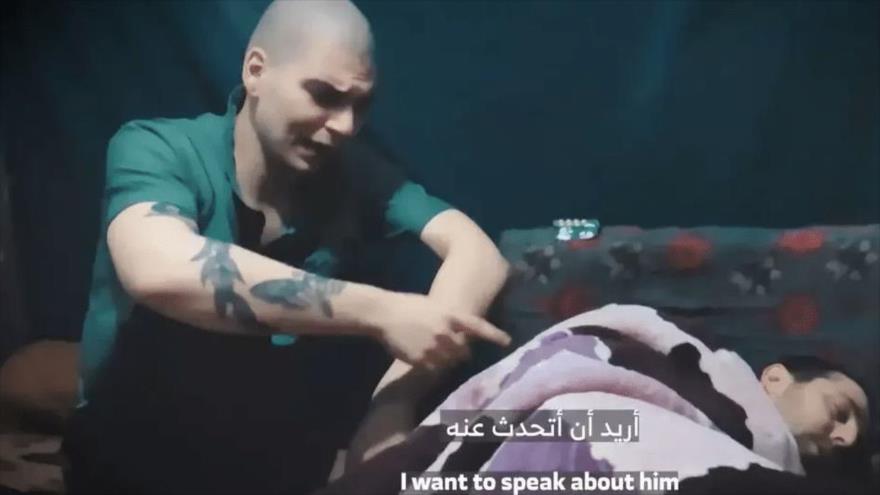 Retenidos israelíes, Yosef-Haim (izda.) y Elkana Bohbot, en el vídeo publicado por las Brigadas Ezzedin Al-Qassam, el brazo militar de HAMAS.