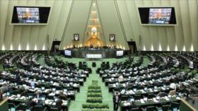Parlamento: Irán no debe posición del Golfo Pérsico a ningún poder