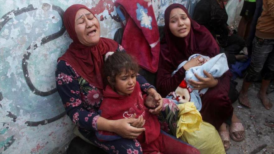 Euro-Med: Israel mata a una mujer cada hora en Gaza