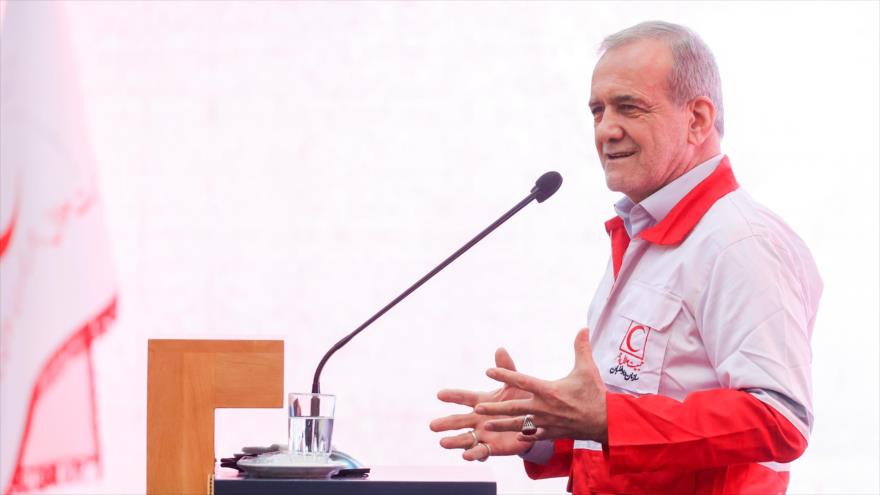 El presidente de Irán, Masud Pezeshkian, en la ceremonia conmemorativa de la Media Luna Roja iraní, 12 de mayo de 2025. (Foto: President.ir)