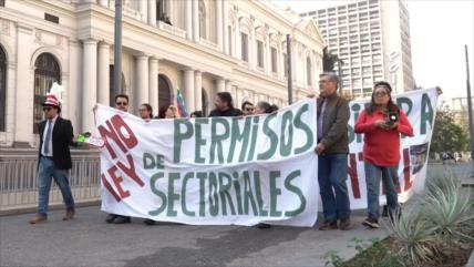 En Chile protestan contra ley que rebaja la evaluación ambiental