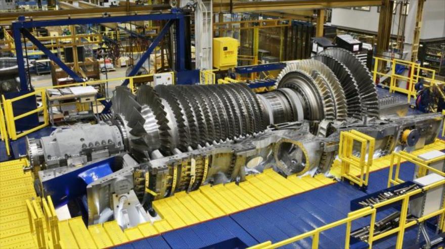 Una turbina de gas, fabricada por la principal empresa de ingeniería y energía de Irán, MAPNA Group.