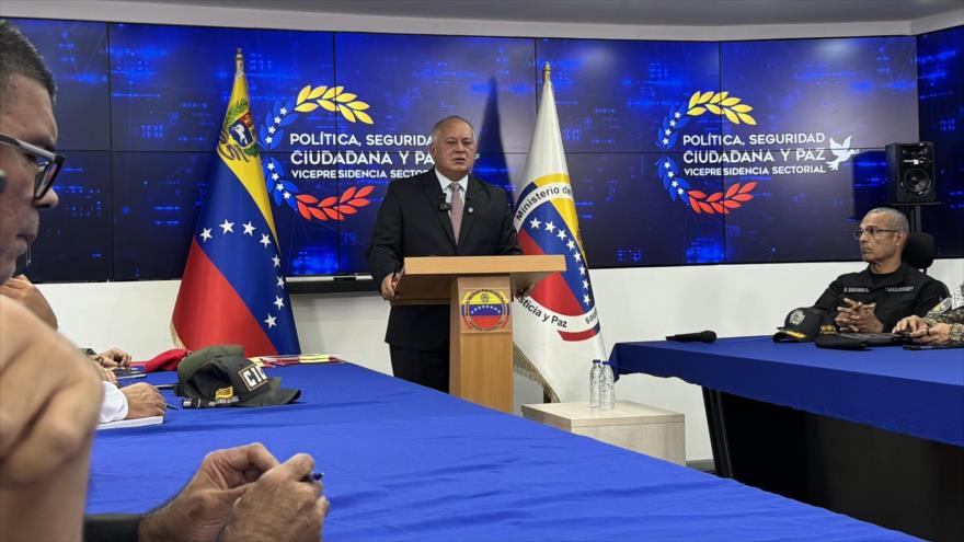 El ministro de Interior, Justicia y Paz, Diosdado Cabello, informa de la suspensión de vuelos con Colombia, 19 de mayo de 2025.
