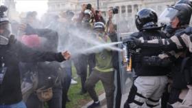 Policía de Argentina reprime marcha de jubilados en otro miércoles más