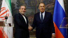 Araqchi felicita a Lavrov por recibir la máxima condecoración de Rusia