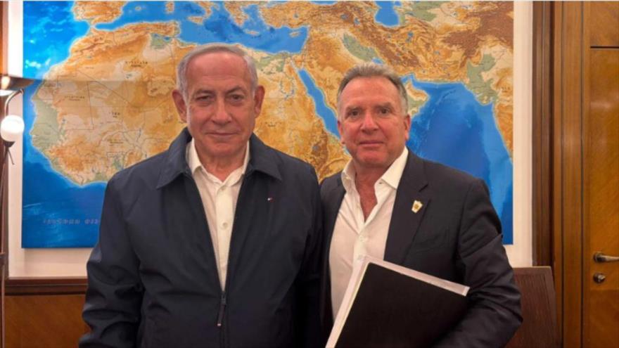 El primer ministro israelí, Benjamín Netanyahu (izq.), y el enviado del presidente estadounidense para Asia occidental, Steve Witkoff.