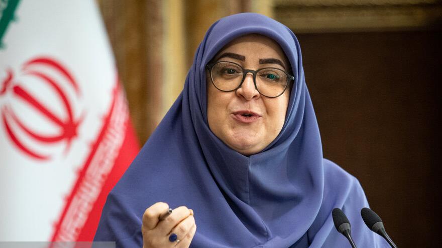 La portavoz del Gobierno de Irán, Fateme Mohayerani, durante una rueda de prensa, Teherán.