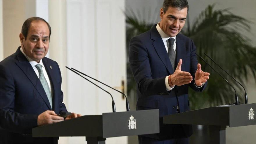 El presidente del Gobierno de España, Pedro Sánchez, y su par de Egipto, Abdel Fatah al-Sisi, en una rueda de prensa conjunta en Madrid, febrero de 2025.