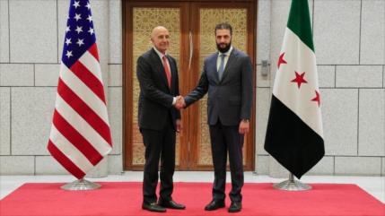 EEUU reabre casa de su embajador en Siria; sugiere normalización con Israel