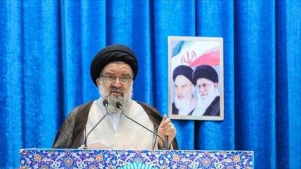 Clérigo iraní: No renunciaremos a nuestro derecho a energía nuclear