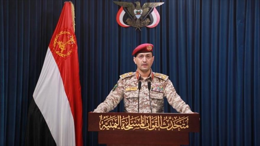 El portavoz de las Fuerzas Armadas de Yemen, el general de brigada Yahya Sari, emite un comunicado, 1 de junio de 2025.