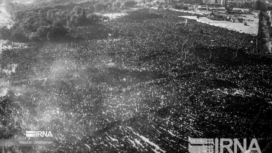 En vísperas de la 36º aniversario de ascensión del Imam Jomeini 