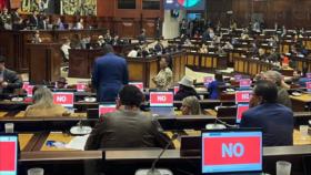 Parlamento de Ecuador aprueba instalación de bases extranjeras