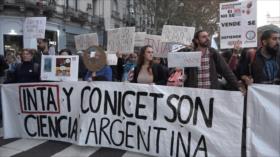 Jubilados lideran protestas en Buenos Aires contra reformas de Milei