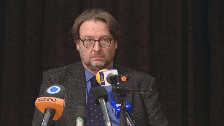 El productor y copresentador del programa semanal Palestine Declassified de Press TV, David Miller