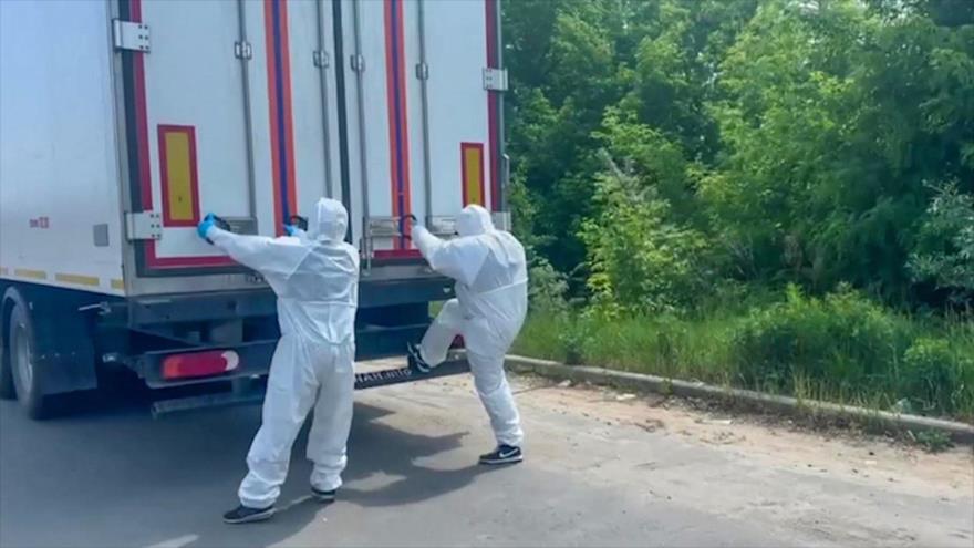 Frigorífico con cuerpos de militares ucranianos en el puesto de control Nóvaya Guta, Bielorrusia. (Foto: Sputnik)
