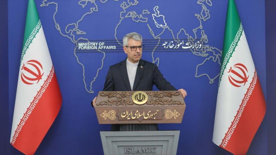 El portavoz de la Cancillería de Irán, Esmail Baqai, en una rueda de prensa en Teherán, la capital.