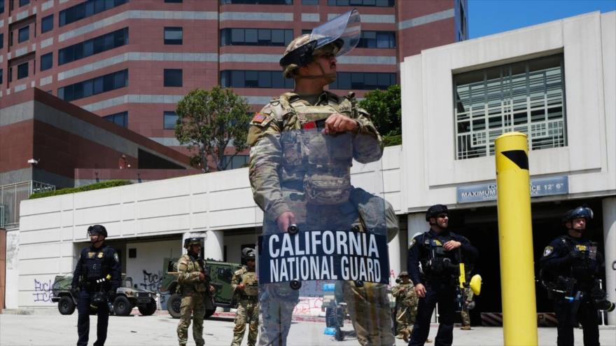 Los Ángeles bajo toque de queda en medio de protestas vs Trump | HISPANTV