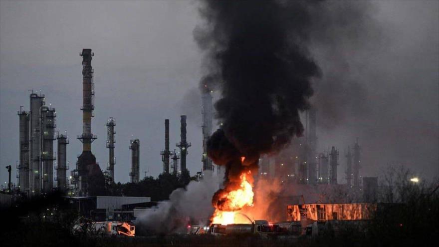 Un incendio tras un ataque con misiles de Irán contra un objetivo israelí, junio de 2025.