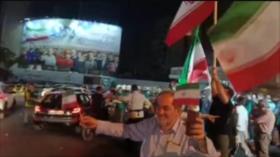 Iraníes celebran el exitoso ataque con misiles a la base de EEUU en Catar
