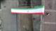 Activistas cuelgan bandera iraní en puerto de São Paulo en apoyo a Irán