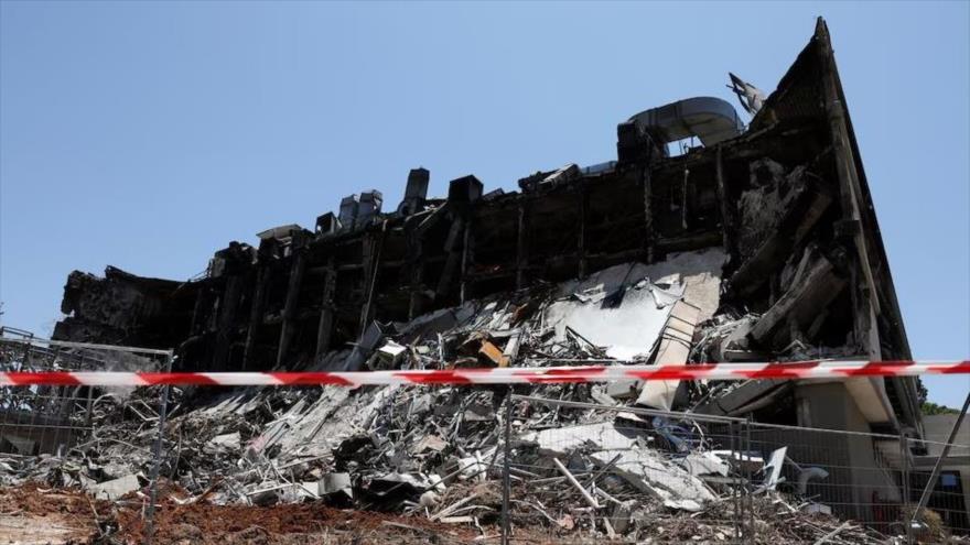 Um prédio no campus do Instituto de Ciências Weizmann danificado após um ataque de míssil iraniano, Rehovot, Israel, 19 de junho de 2025. (Foto: Reuters)