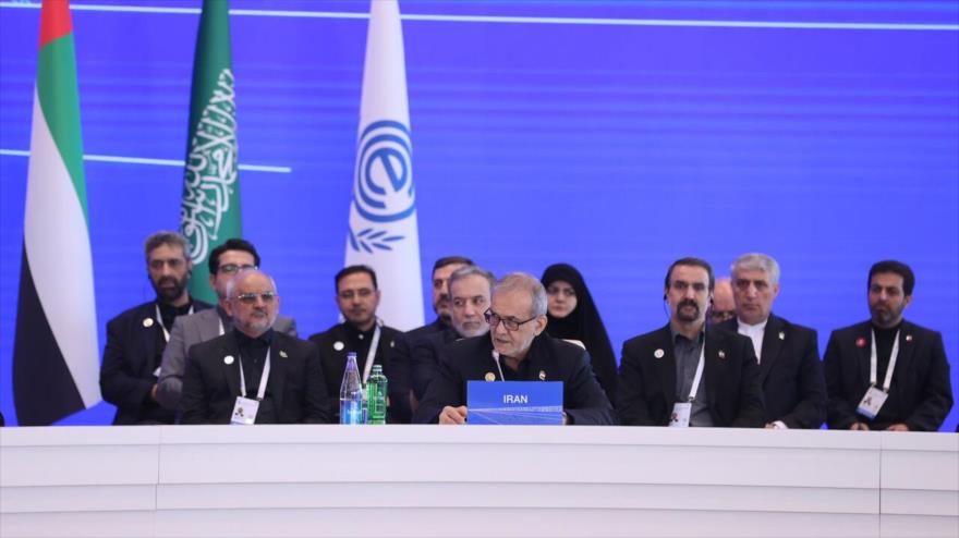 Presidente de Irán: FFAA iraníes dieron una gran lección a los agresores | HISPANTV