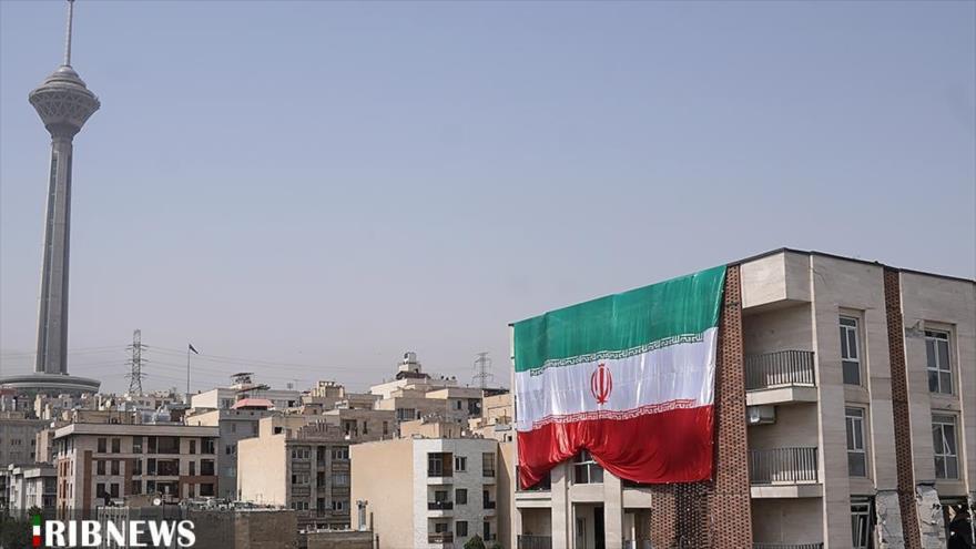Foto: Visita de periodistas a zonas residenciales iraníes atacadas por Israel