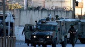 Israel asesina a un palestino y deja heridos en redada en Nablus