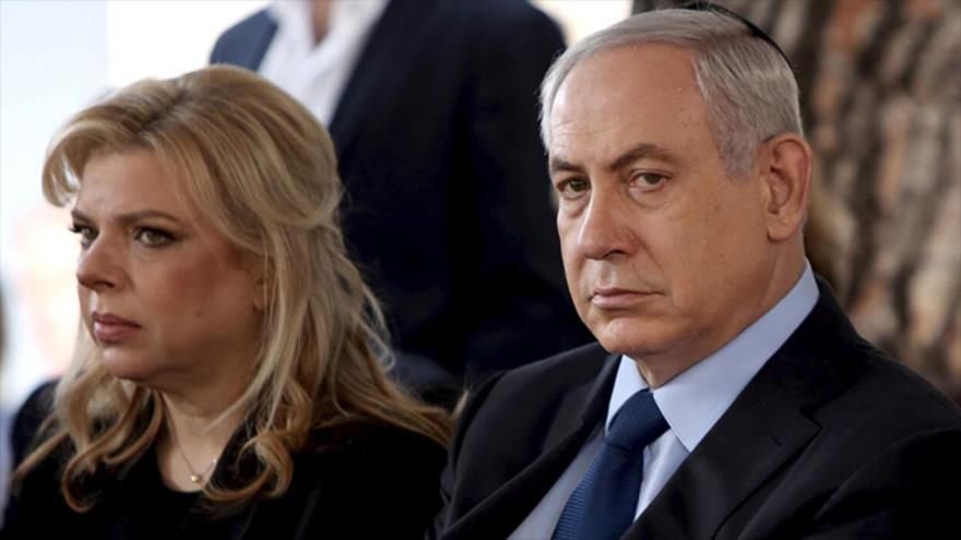 El primer ministro del régimen de Israel, Benjamín Netanyahu, y su esposa, Sara Netanyahu.