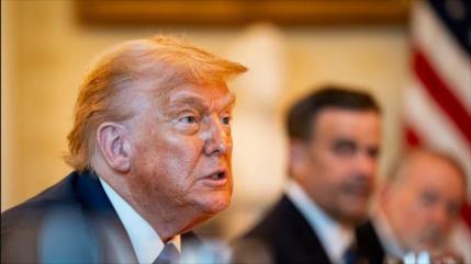 Trump, indeciso en conflicto Rusia-Ucrania, enviará más armas a Kiev