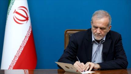 Irán ve abierta la ventana de diplomacia, pero advierte a agresores
