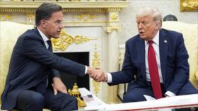 Trump amenaza a Rusia con aranceles; Moscú minimiza “teatrero ultimátum”
