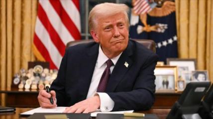 Jueza de EEUU bloquea sanciones de Trump contra fiscal de la CPI