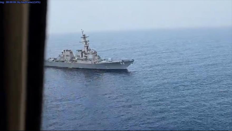 Irán fuerza la retirada de un destructor de EEUU en el mar de Omán
