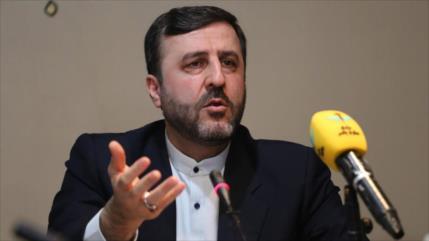 Irán y E3 acuerdan continuar consultas sobre programa nuclear iraní