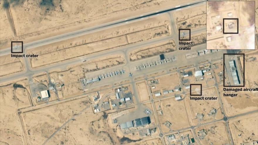Una imagen satelital muestra los lugares dañados en la base militar israelí de Nevatim, muestra daños en el techo de un hangar, tras la operación de represalia de Irán, 2 de octubre de 2024.
