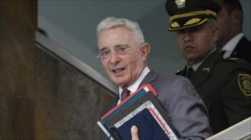 Jueza colombiana declara culpable a Álvaro Uribe por soborno a testigos
