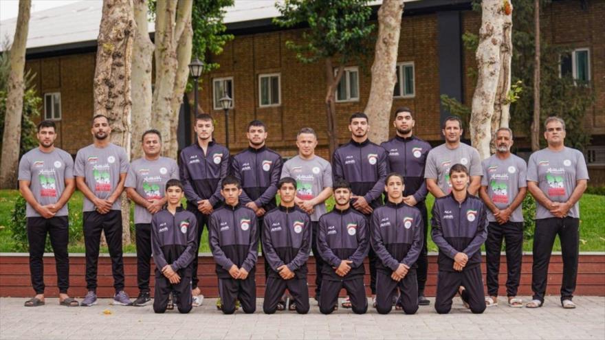 El equipo nacional juvenil de lucha grecorromana de Irán en Atenas, 30 de julio de 2025.
