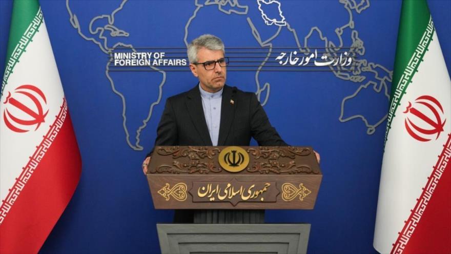 El portavoz de la Cancillería de Irán, Esmail Baqai, en una rueda de prensa en Teherán, la capital.
