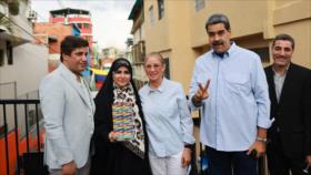 Maduro premia a la periodista iraní que desafió a Israel en vivo