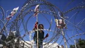 Israelíes salen a las calles con alambre de púas contra Netanyahu
