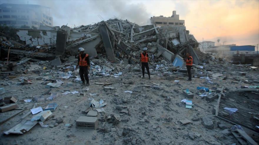 Una escena de la destrucción total de barrios residenciales en Gaza como consecuencia de los ataques israelíes.