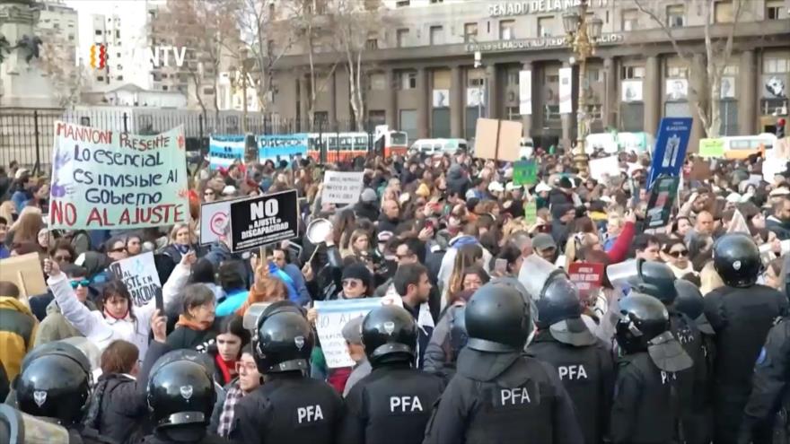 Milei veta ley de ayuda y desata protesta en defensa de discapacitados