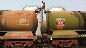 Informe: refinerías indias ceden ante EEUU y dejan de comprar crudo ruso