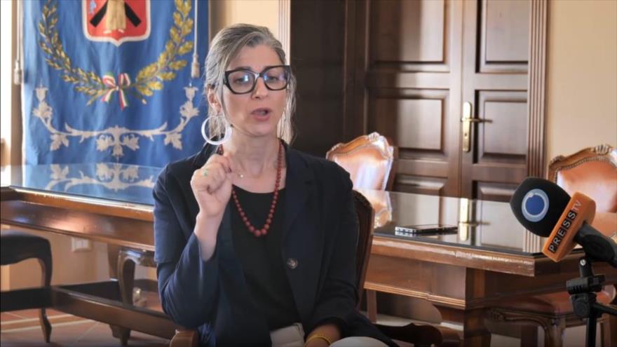 Francesca Albanese, la relatora especial de las Naciones Unidas sobre los territorios palestinos ocupados, habla en la última edición del programa Face to Face de Press TV, que fue transmitido el 9 de agosto de 2025.
