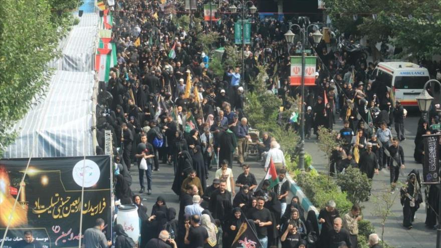 Millones de iraníes conmemoran ceremonia de luto de Arbaín | HISPANTV
